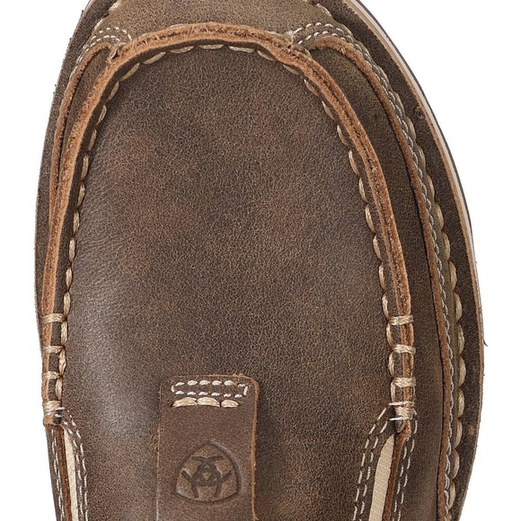 Ariat Cruisers • Vintage Bombers - Picture 6 of 8